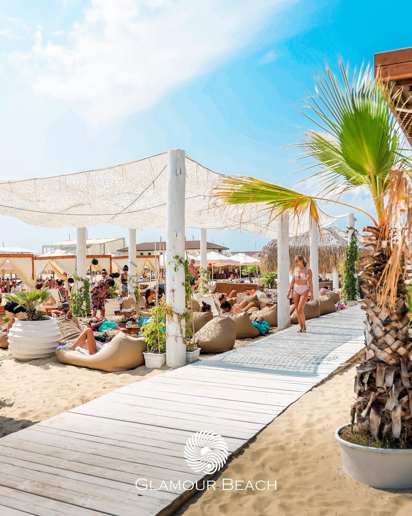 Glamour Beach